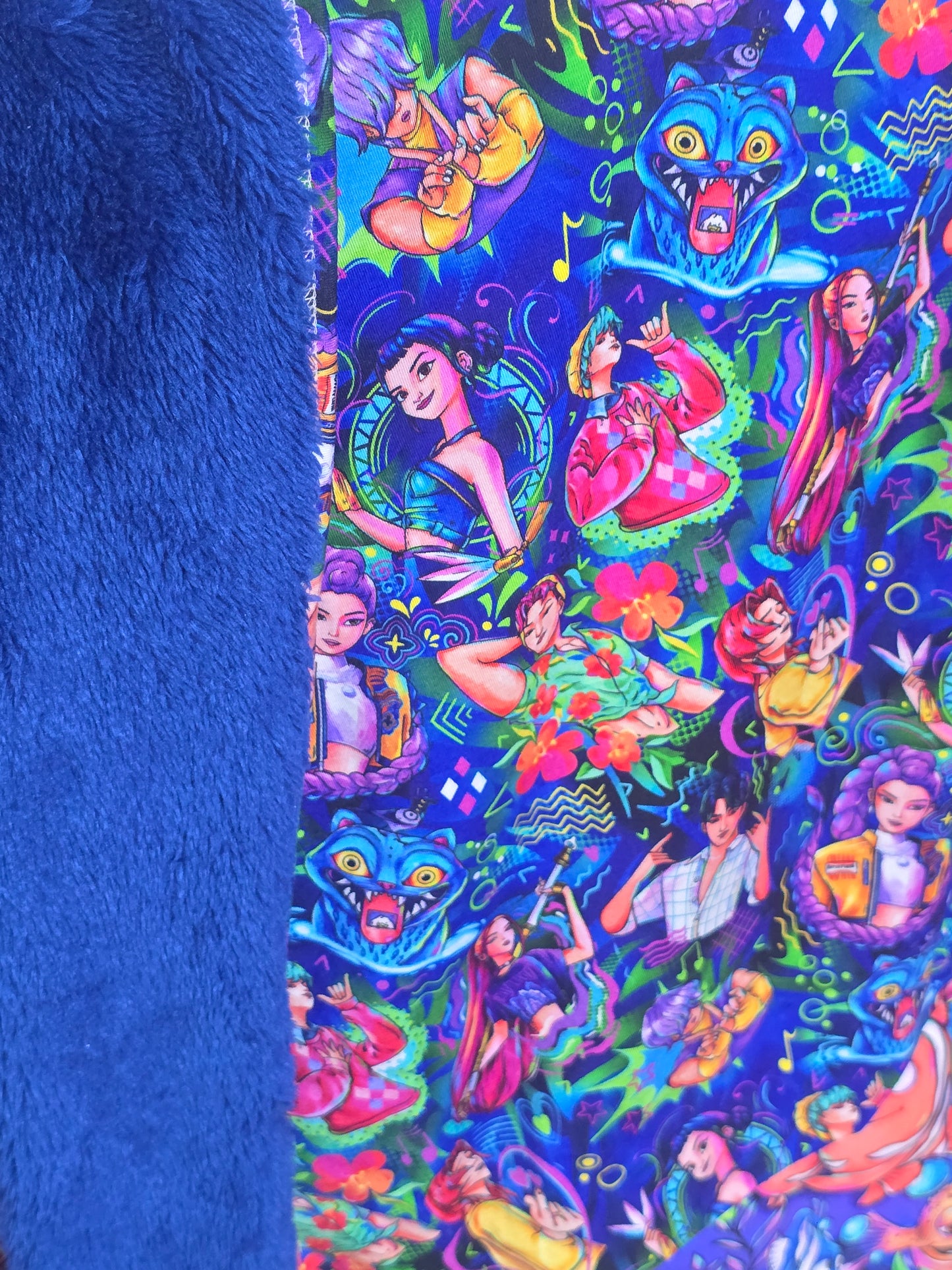 RTS 30x40 Toddler Minky backed bamboo blanket - Blue KPop